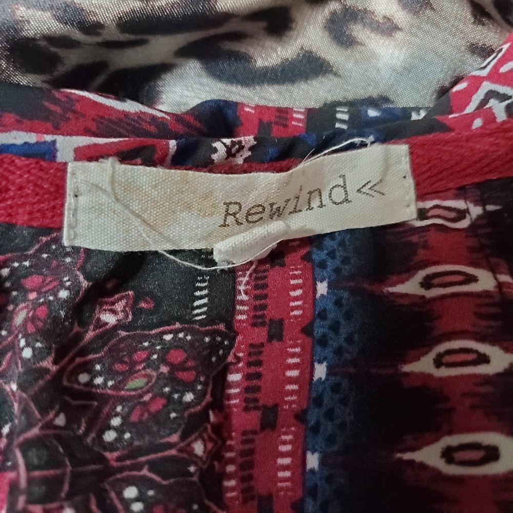 Rewind Patterned Top with Lace (S) - Picture 5 of 6